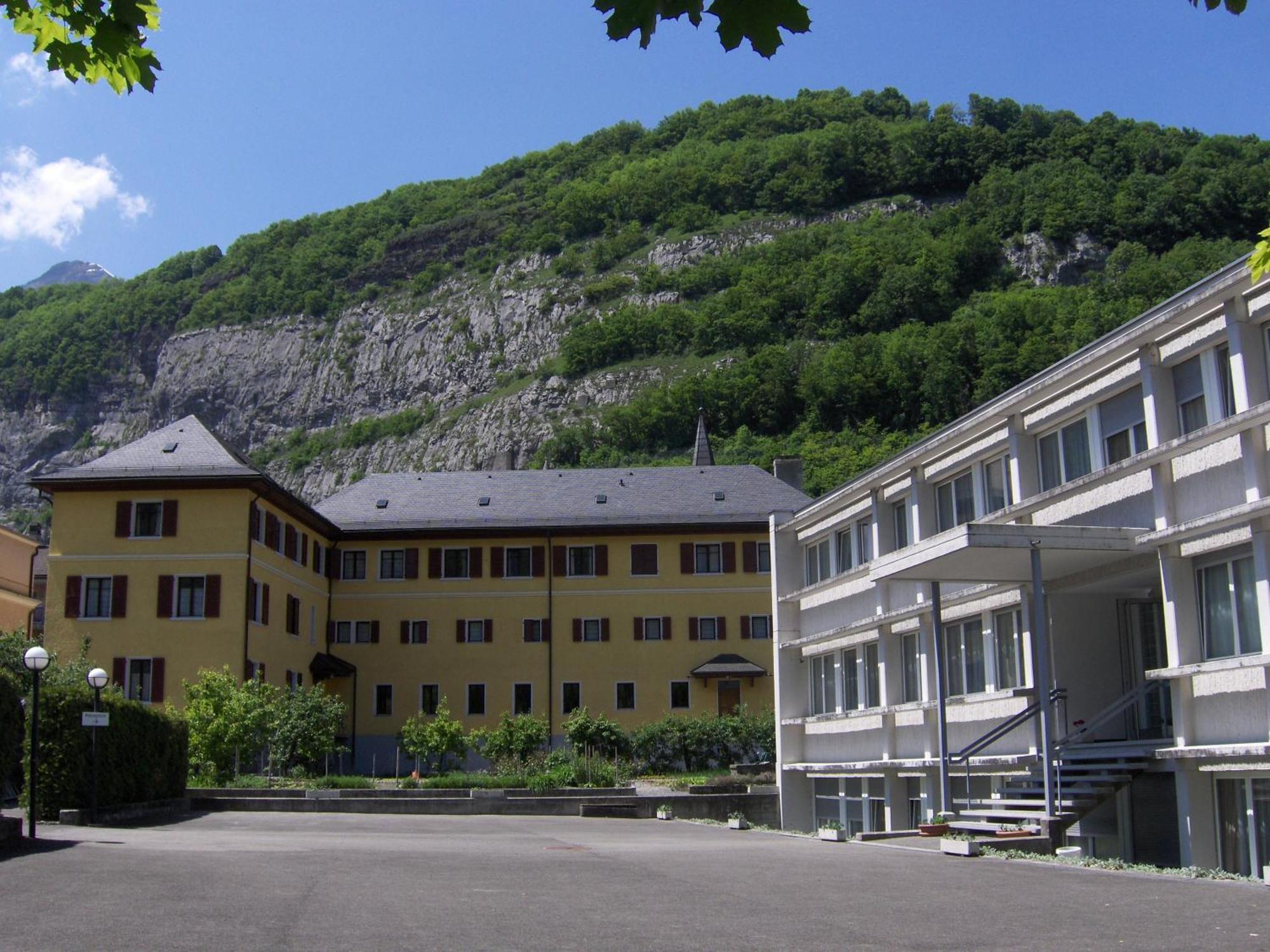 Hôtellerie Franciscaine Saint-Maurice Exterior foto